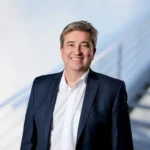 professionelles Portraitbild von Ralf Laufenberg, CEO RLE International
