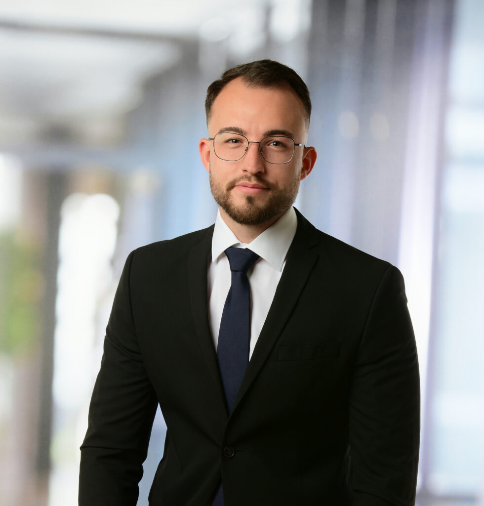 Portrait of Christoph Laufenberg, Junior Manager Sales - RLE International